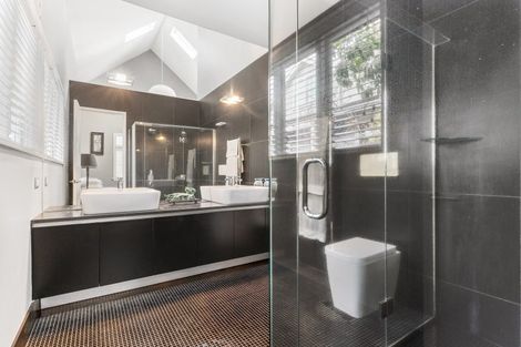 Photo of property in 48 St Marys Road, Saint Marys Bay, Auckland, 1011