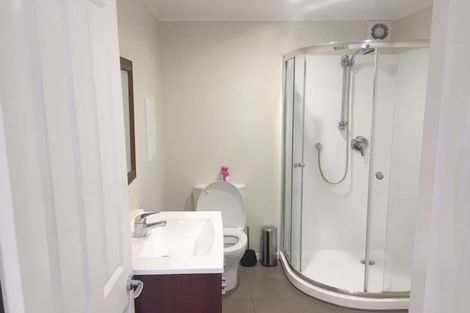 Photo of property in 75 Don Buck Road, Massey, Auckland, 0614