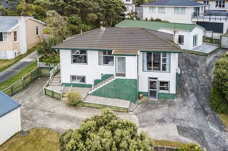 Photo of property in 45 Hiwi Crescent, Titahi Bay, Porirua, 5022