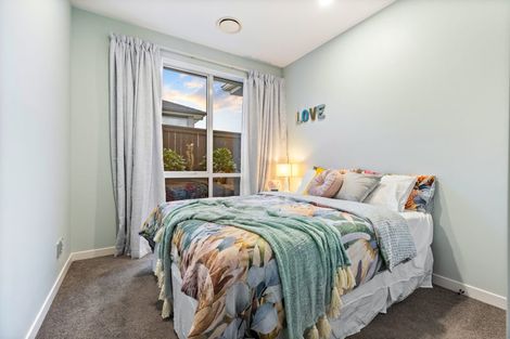 Photo of property in 21 Flavell Drive, Orewa, 0931