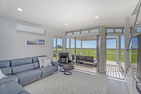 Photo of property in 116 Puka Crescent, Matarangi, Whitianga, 3592