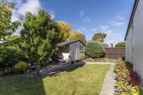 Photo of property in 32 Roberta Drive, Somerfield, Christchurch, 8024