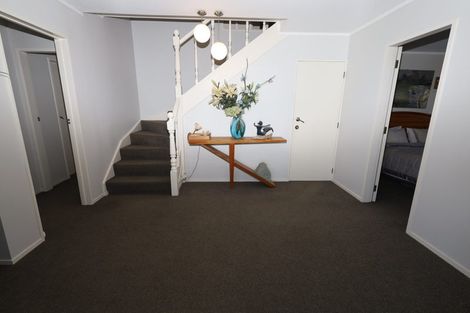 Photo of property in 10 Kiriwai Place, Matua, Tauranga, 3110