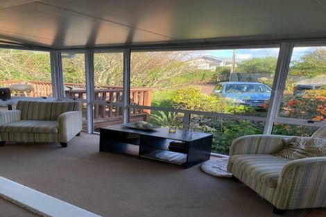 Photo of property in 27 Mahara Avenue, Birkenhead, Auckland, 0626