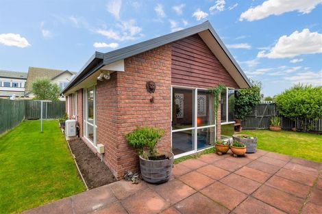 Photo of property in 7 Forest Drive, Parklands, Christchurch, 8083