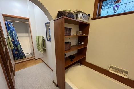 Photo of property in 1 Sunset Parade, Plimmerton, Porirua, 5026