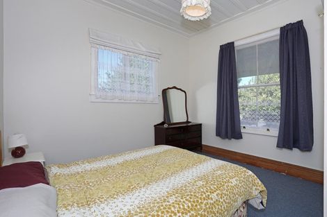 Photo of property in 6 George Street, Ohingaiti, Hunterville, 4785