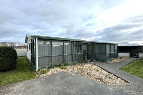 Photo of property in 50d Lanark Street, Balclutha, 9230