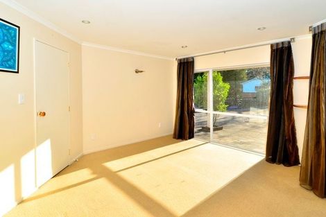 Photo of property in 295 Hill Road, The Gardens, Auckland, 2105
