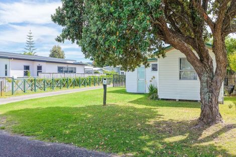 Photo of property in 211a The Square, Whangamata, 3620