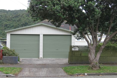 Photo of property in 1/21 Lockwood Crescent, Taita, Lower Hutt, 5011