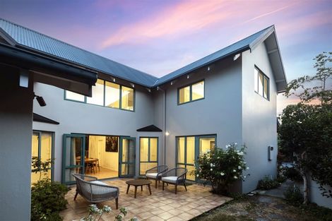 Photo of property in 16 Ngahere Street, Fendalton, Christchurch, 8041