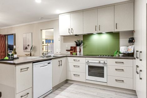 Photo of property in 22 Caversham Drive, Rototuna, Hamilton, 3210