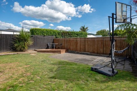 Photo of property in 9 Thackeray Place, Owhata, Rotorua, 3010