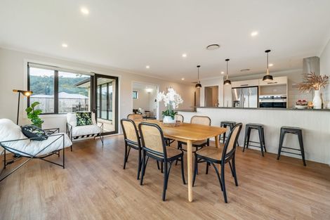 Photo of property in 79 Mawai Hakona Drive, Wallaceville, Upper Hutt, 5018