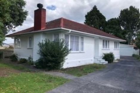 Photo of property in 51 Beach Road, Te Atatu Peninsula, Auckland, 0610