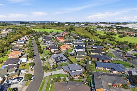 Photo of property in 35 Peninsula Road, Mangere, Auckland, 2022