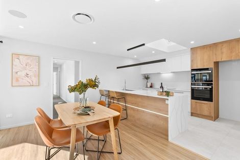 Photo of property in 5 Olearia Lane, Halswell, Christchurch, 8025