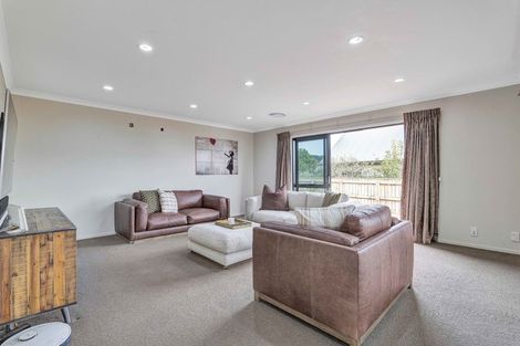 Photo of property in 4 Larlin Drive, Hawera, 4675
