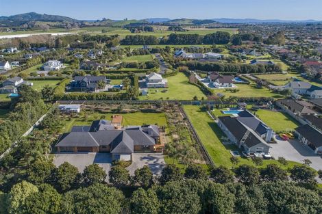 Photo of property in 33 Twin Oak Avenue, Papamoa Beach, Papamoa, 3118