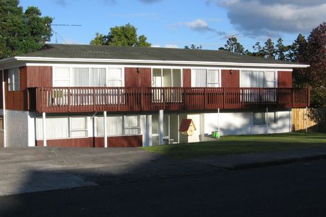 Photo of property in 16 Wynn Place, Howick, Auckland, 2014