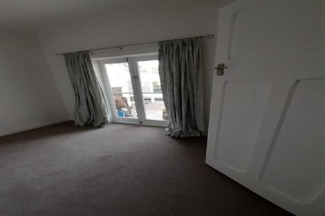 Photo of property in 24 Kauri Street, Eastbourne, Lower Hutt, 5013