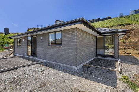 Photo of property in 64 Fernbrook Drive, Hurworth, New Plymouth, 4310