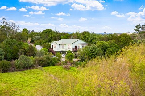 Photo of property in 111 Harataua Road, Port Albert, Wellsford, 0973