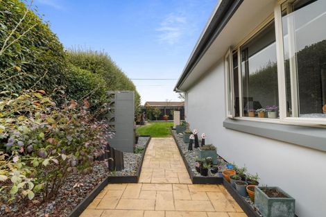 Photo of property in 2 Blairdon Place, Bishopdale, Christchurch, 8053