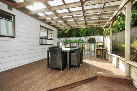 Photo of property in 11 Squirrel Lane, Browns Bay, Auckland, 0630