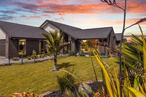 Photo of property in 15 Rose Manor Drive, Springlands, Blenheim, 7201