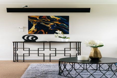 Photo of property in 46 Cottingham Crescent, Mangere East, Auckland, 2024