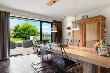 Photo of property in 8 Mountain View Road, Te Aroha, 3320