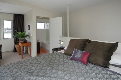 Photo of property in 703a Great North Road, Grey Lynn, Auckland, 1021