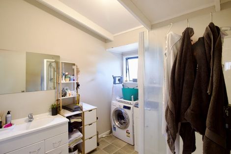 Photo of property in 36 Cockayne Crescent, Sunnynook, Auckland, 0620