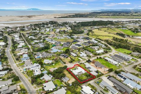 Photo of property in 15 Ti Tree Place, Mangawhai Heads, Mangawhai, 0505
