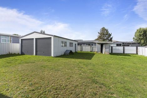 Photo of property in 207 Tamaki Road, Whangamata, 3620