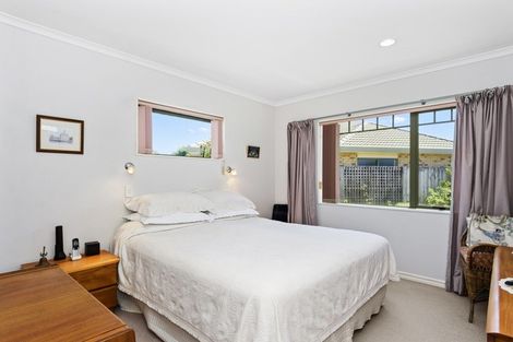 Photo of property in 21 Rosberg Place, Mount Maunganui, 3116