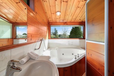 Photo of property in 11a Johnston Crescent, Hillcrest, Rotorua, 3015