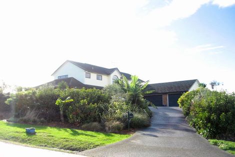 Photo of property in 15 Aunceston Rise, Alfriston, Auckland, 2105