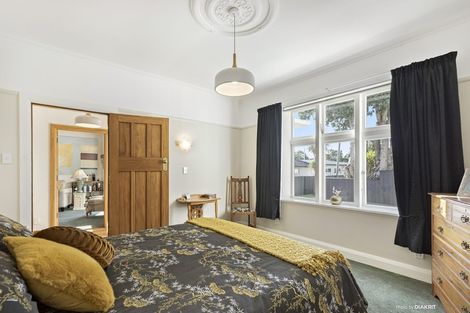 Photo of property in 70 Dundas Street, Seatoun, Wellington, 6022