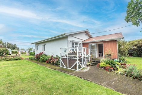 Photo of property in 1580 South Road, Manutahi, Patea, 4598