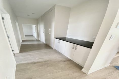 Photo of property in 42 Cirrus Way, Ranui, Auckland, 0612