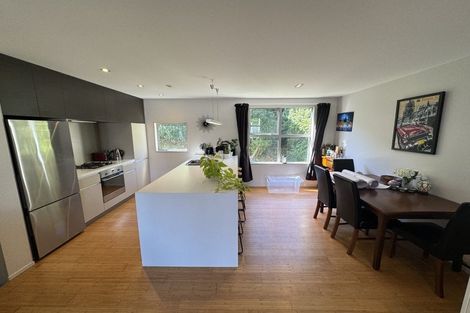 Photo of property in 9 Saddleback Grove, Karori, Wellington, 6012