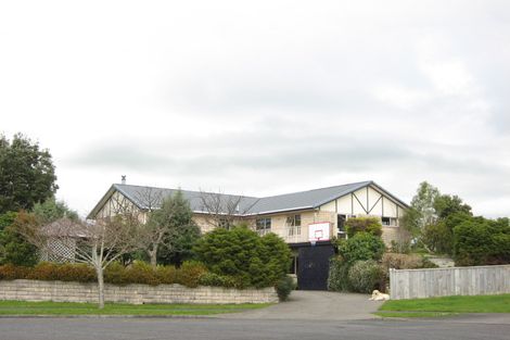 Photo of property in 21 Virginia Place, Whalers Gate, New Plymouth, 4310