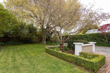 Photo of property in 106 Fendalton Road, Fendalton, Christchurch, 8014