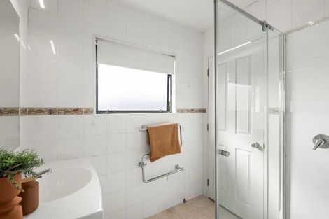 Photo of property in 3/41 Okura River Road, Okura, Albany, 0792