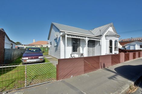Photo of property in 41 Bathgate Street, South Dunedin, Dunedin, 9012