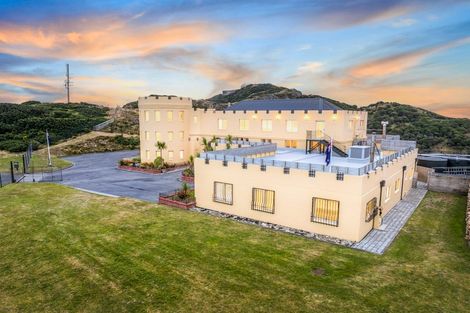 Photo of property in 430 Hawkins Hill Road, Brooklyn, Wellington, 6021