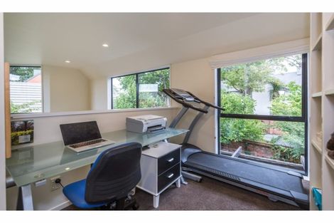 Photo of property in 10 Haineswood Lane, Sockburn, Christchurch, 8042